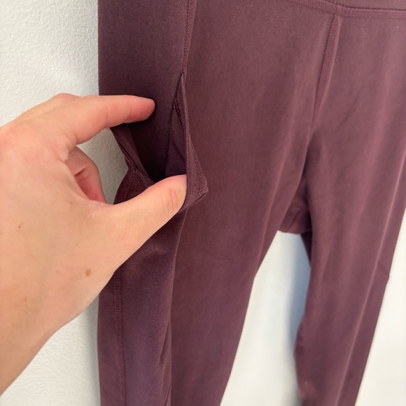 Abercrombie & Fitch Maroon Leggings Athletic Active Wear Gym Athleisure Workout - Picture 3 of 11